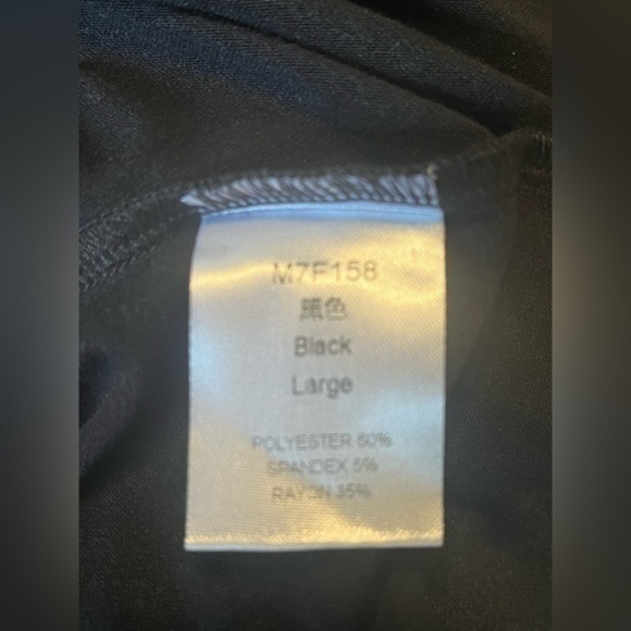 Woman’s T-shirt size large - Picture 2 of 2